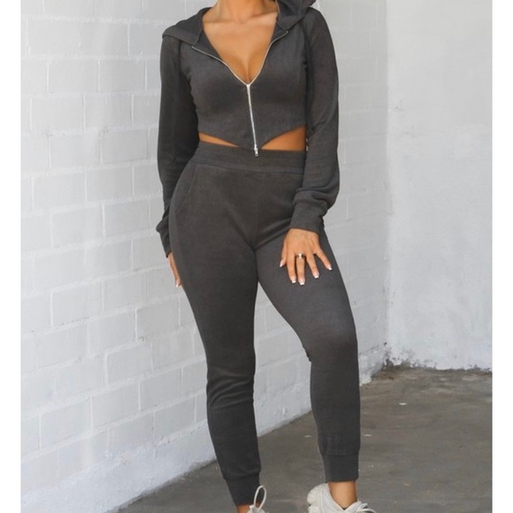 Tops - NWT Terry Jogger Set With Corset Style